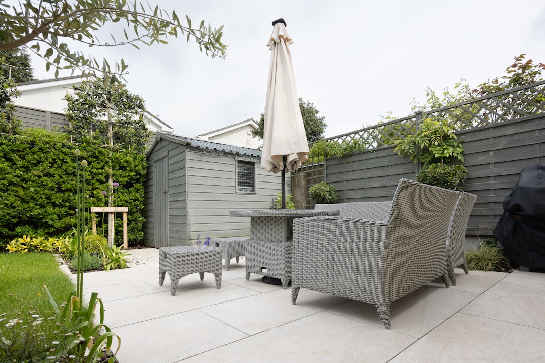 Small Patio Garden Ideas UK: 7 Smart Ways